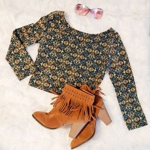 Forever 21 crop top 3/4 sleeve aztec print sz Lg